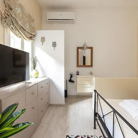 Elegant Maltese Townhouse 펜션 아타드