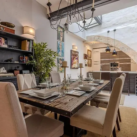 Elegant Maltese Townhouse 阿塔德