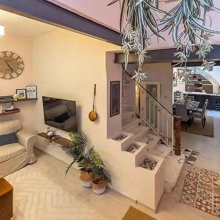 Elegant Maltese Townhouse 阿塔德